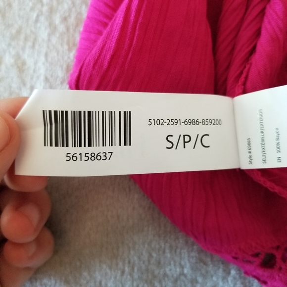 Pink Crochet Off Shoulder Lace Hem Blouse - Picture 7 of 9